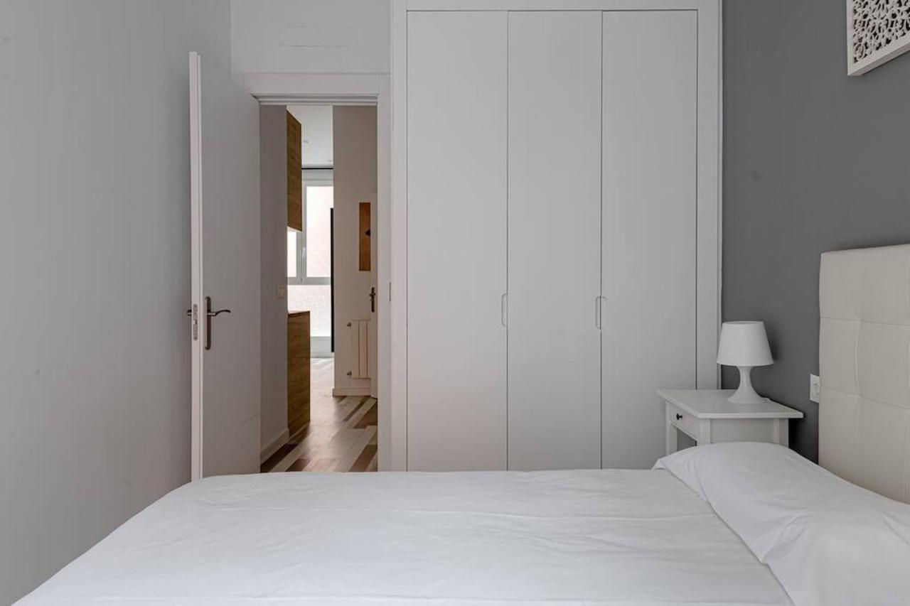 Lovely 2-Bed Flat In Tetuan By Sharingco. مدريد المظهر الخارجي الصورة